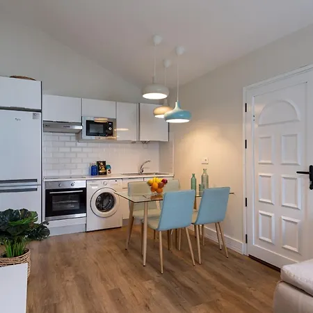 Homeforguest Modern And New Beachfront Appartement