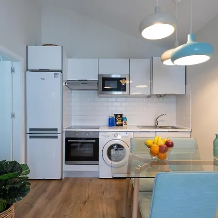 Homeforguest Modern And New Beachfront Appartement *