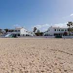 Homeforguest Modern And New Beachfront *