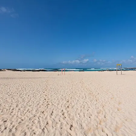 Homeforguest Modern And New Beachfront Appartement