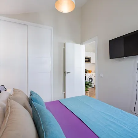 Lejlighed Homeforguest Modern And New Beachfront