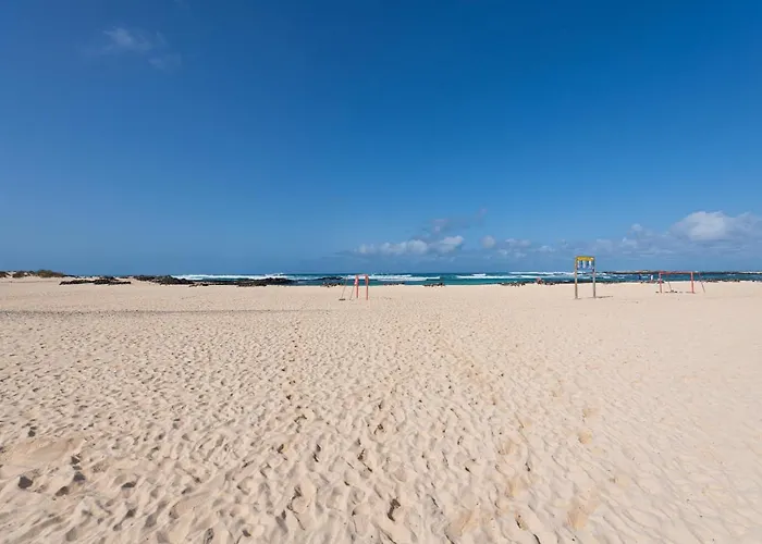 Homeforguest Modern And New Beachfront Apartman